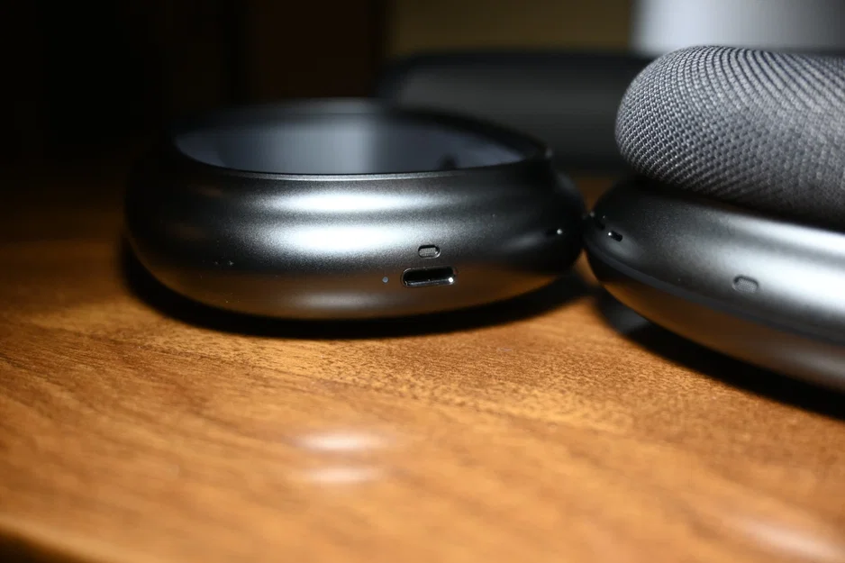 Kệ giữ tai nghe AirPods Max - Image 22