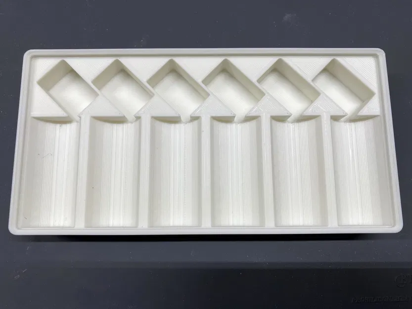 Hộp Đựng Pin C & 9V Gridfinity Nhỏ Gọn Đế 2x4 - Image 2