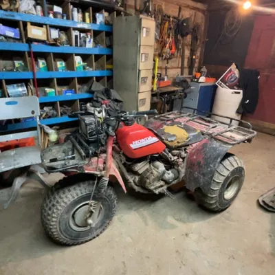 Chốt Bình Xăng Xe Honda Atc 250ES Bigred 1985