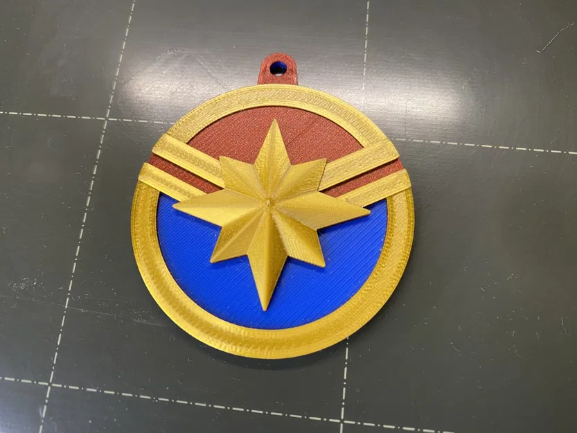 Móc Khóa Captain Marvel - Image 1