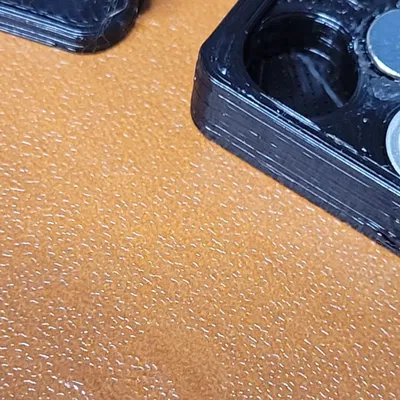 Size 13 Hearing Aid Battery Keychain (Magnet lid)