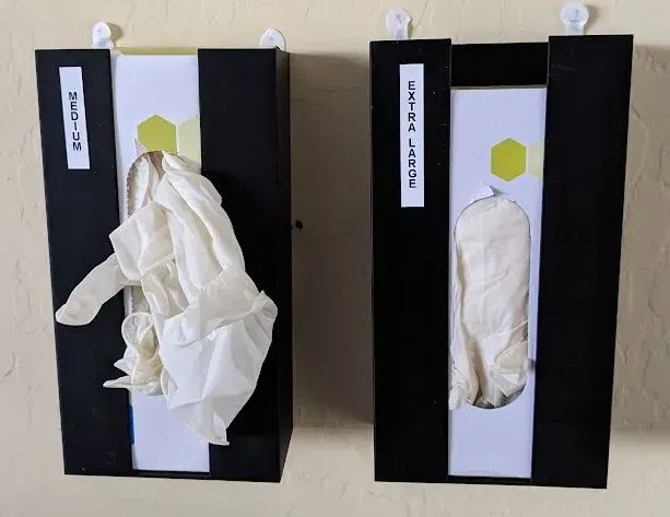 Giá Đỡ Hộp Găng Tay - Image 1