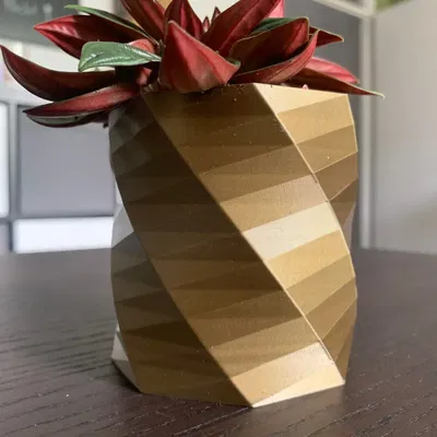 Chậu hoa văn bát giác độc đáo