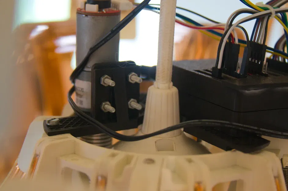 IKEA PS2014 | Motorized Lamp Fixtures - Image 4