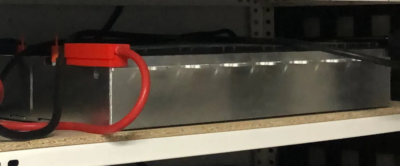 Chụp Bảo Vệ Cọc Bình Ắc Quy 11kWh CATL Mercedes - Image 2