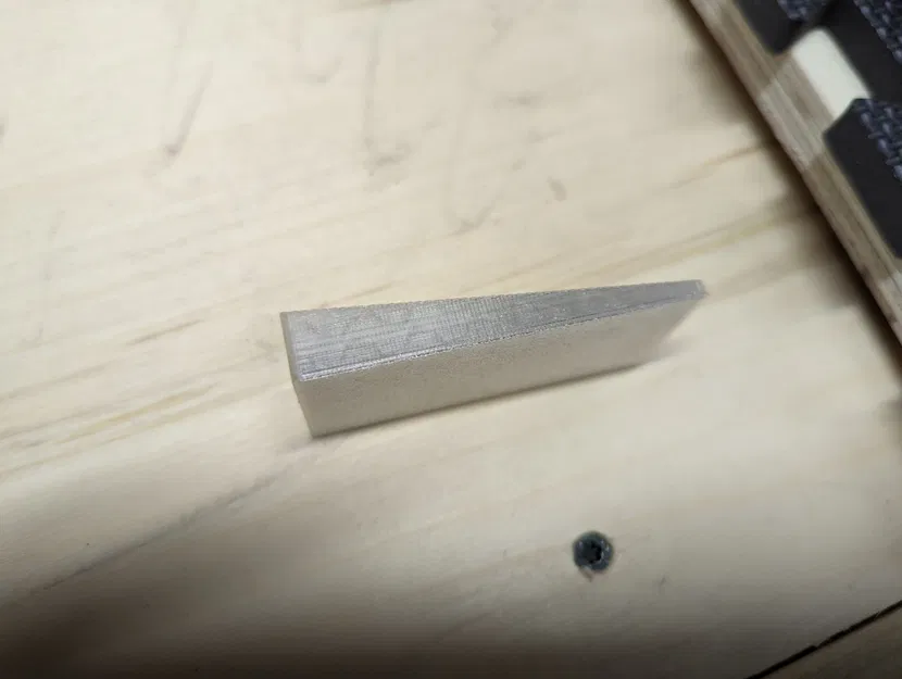 Nêm nhỏ dùng với mâm xoay cho máy Qidi X-Max-3 - Image 1