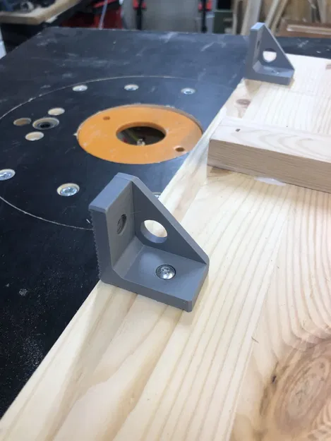 Giá Đỡ Kệ Chắc Chắn - Image 2