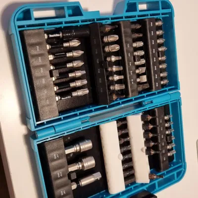 Kệ đựng bộ mũi khoan Makita