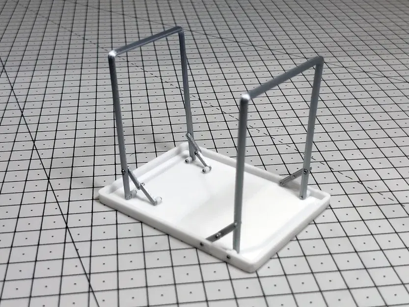 Bàn Gấp Dã Ngoại Tỉ Lệ 1/10 - Image 1