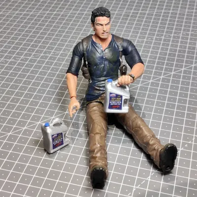 Bình Nhớt Động Cơ Tỉ Lệ 1/10