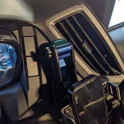 ĐẾ GẮN ĐIỆN THOẠI CHO XE FORD TRANSIT