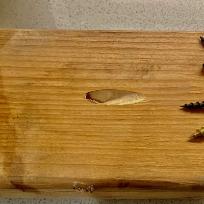 Khuôn Khoan Lỗ Túi