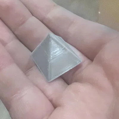Hình cầu Poly Thấp Hơn