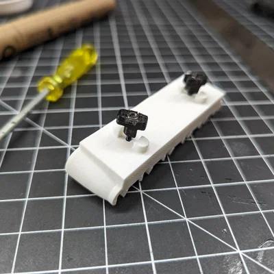 Giá Đỡ Tua Vít Hẹp Ikea Skadis