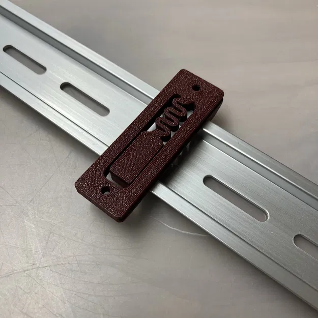 Ngàm DIN Rail & Lưới Sắt DAISO - Image 2