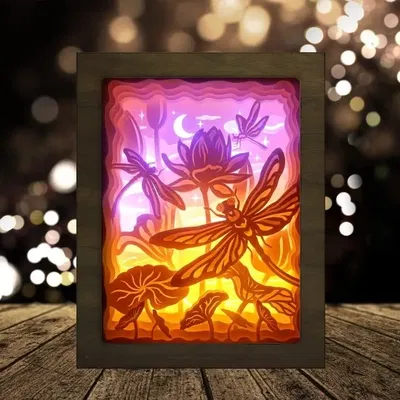 Hộp đèn hoa sen hình chuồn chuồn