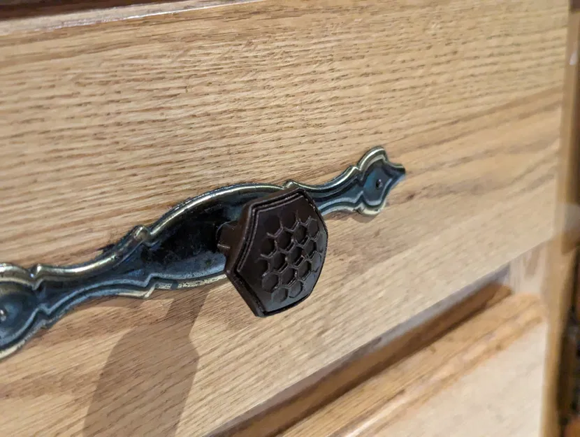 Núm Lục Giác Mờ Dần - Image 2