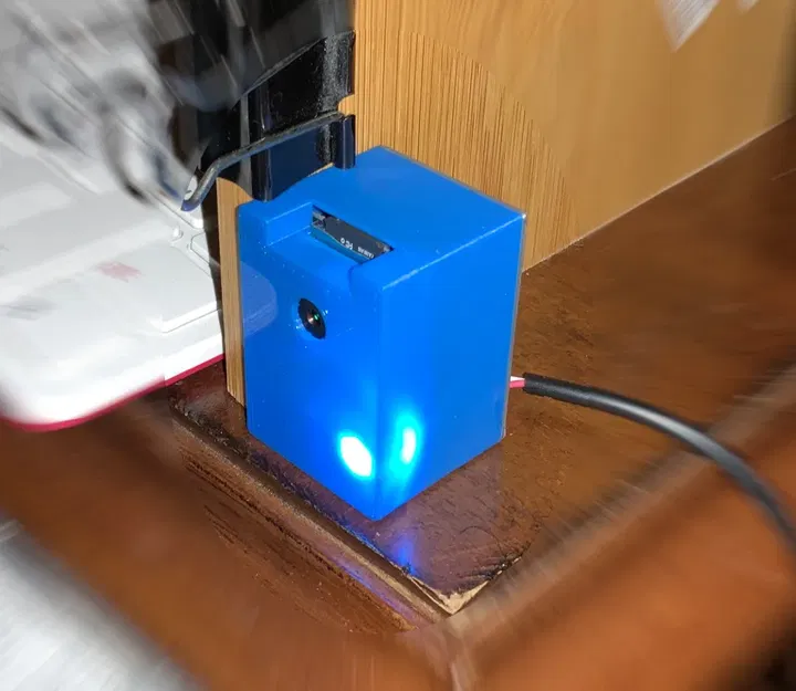 Vỏ ESP32-CAM (khe cắm thẻ micro SD và đèn LED) - Image 1