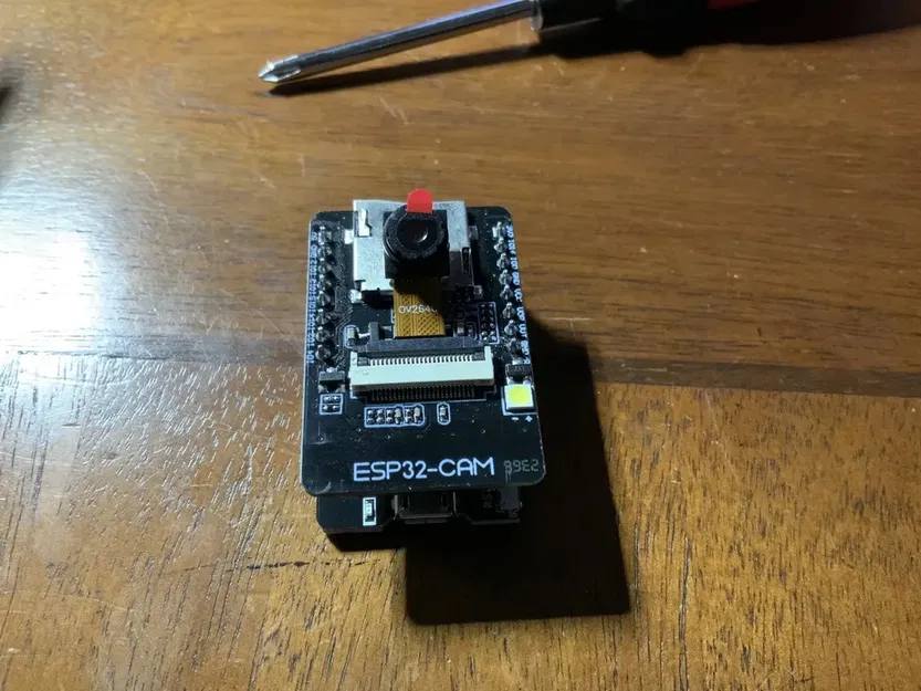 Vỏ ESP32-CAM (khe cắm thẻ micro SD và đèn LED) - Image 3