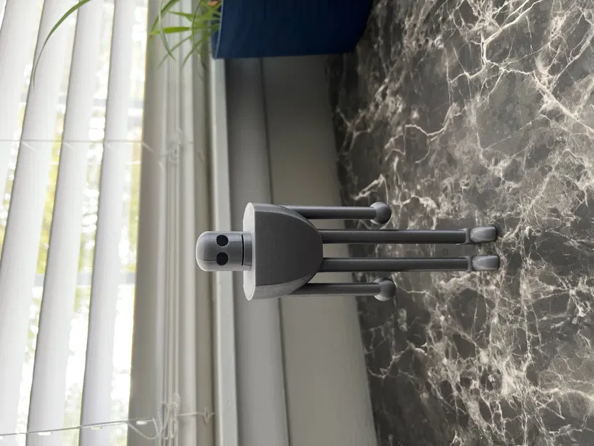 Roz (Rozzum Unit 7134) - Mô hình robot từ phim The Wild Robot - Image 2