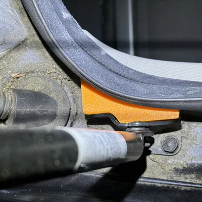 Chặn Cửa Cốp Sau Xe Subaru Crosstrek