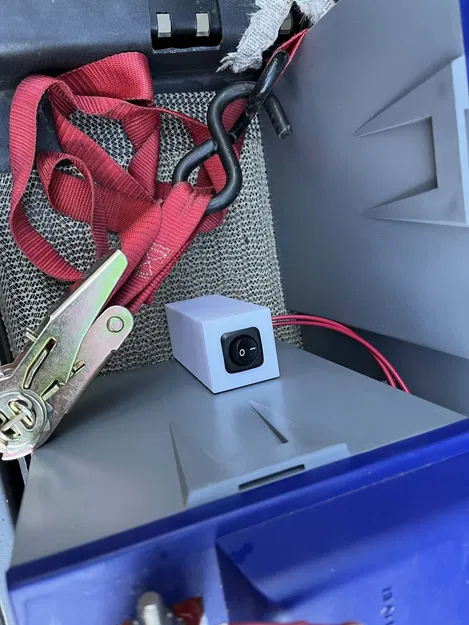 Đế Gắn Công Tắc Sưởi Pin Cho Ắc Quy BattleBorn - Image 3