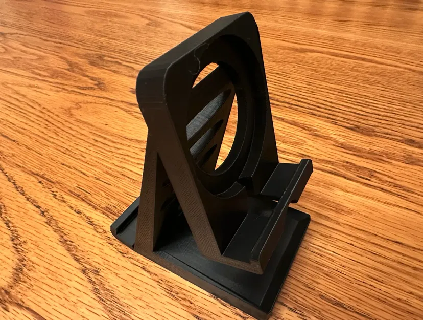 Phone Holder for iOS 17+ StandBy Mode - Image 4