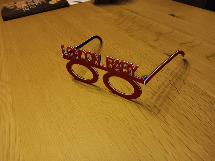 London Baby ! specs - Image 1