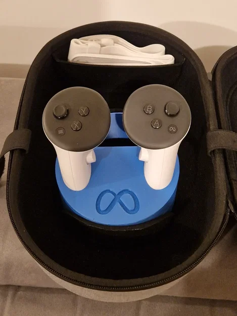 Khay Đựng Tay Cầm Meta Quest 3 - Image 1