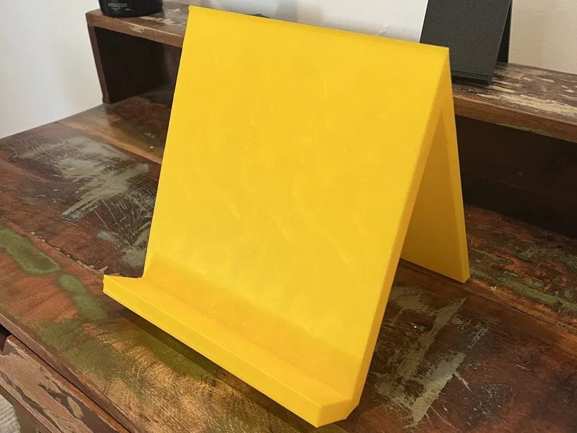 phone holder/music stand - Image 1