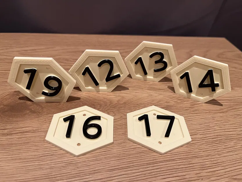 Honeycomb number plate 1-20 - Image 1