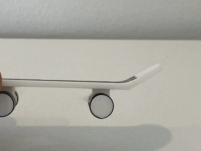 Print in Place Finger Skateboard v1 - Image 6