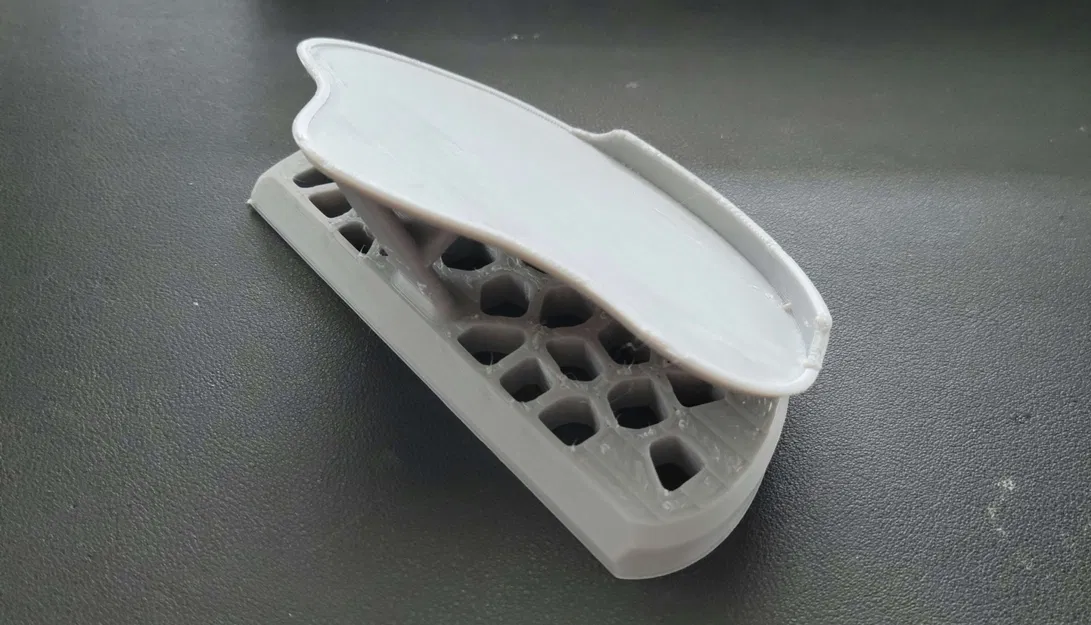 Đế Nghiêng 30 Độ Cho Chuột Logitech Ergo M575 - Image 2