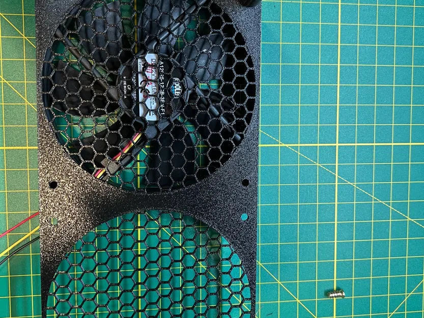 Vỉ quạt 2x 120mm có chân - Image 1