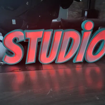 Enseigne studio