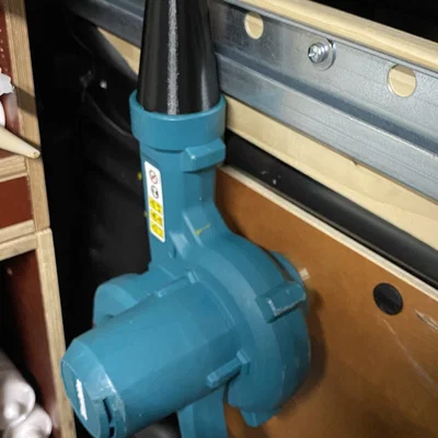 Kệ Đựng Máy Thổi Makita