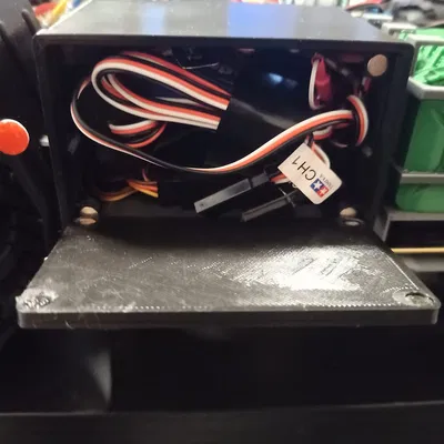 Hộp Đựng Linh Kiện Điện Tử Cho Xe Tatra VT 8x8