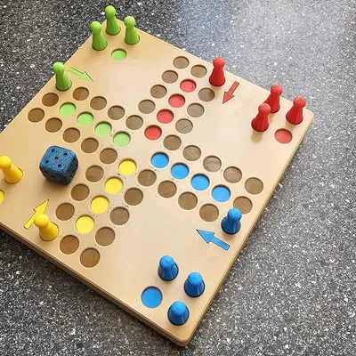 Ludo - Phiên bản du lịch nhỏ gọn