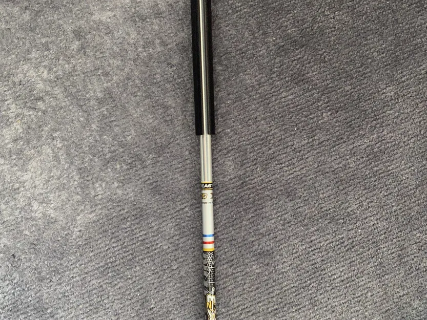 Khuôn Kẻ Tên Vô Cung Tên - Image 1