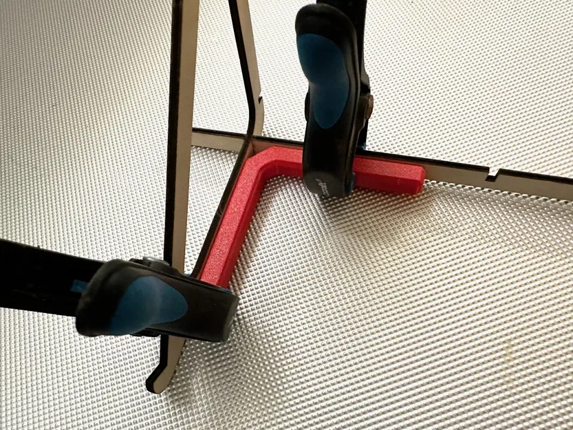 Small 90 degree clamp guides - Image 2