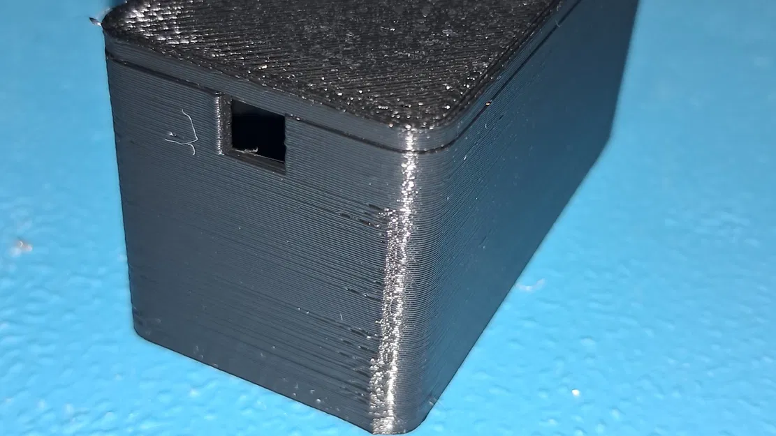 Hộp đựng bo mạch 26x55x26x1.5 - Image 1