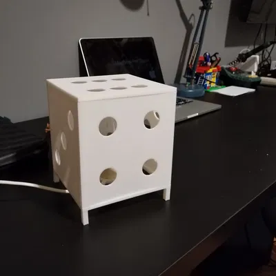 Đèn Trụ Xí Ngầu - Dice Lamp