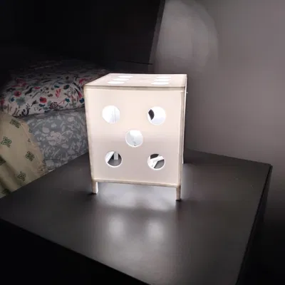 Đèn Trụ Xí Ngầu - Dice Lamp