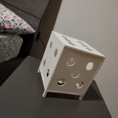 Đèn Trụ Xí Ngầu - Dice Lamp