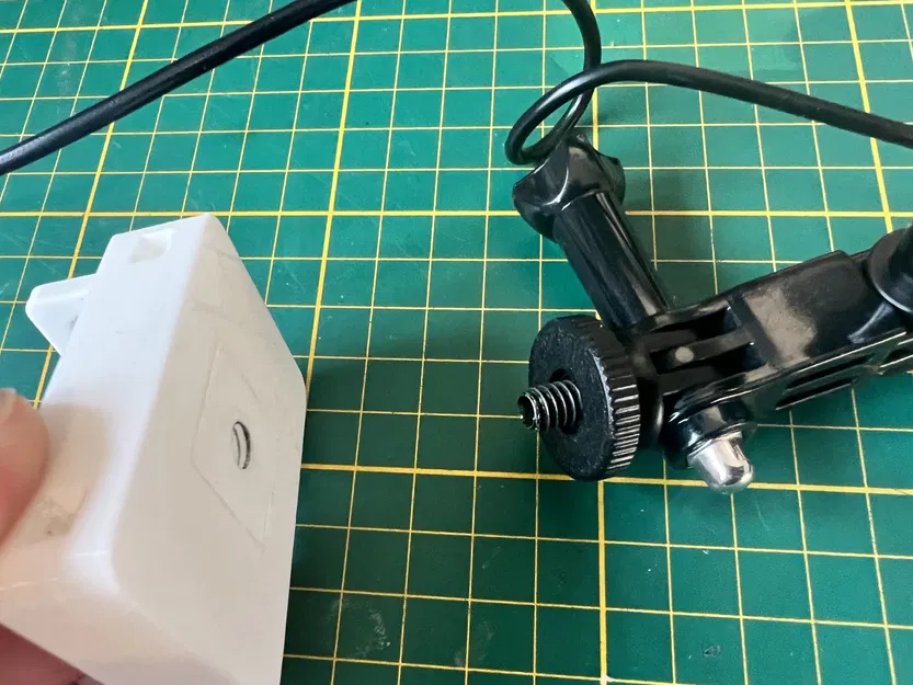 Giá đỡ ren 1/4" cho thiết bị máy ảnh IKEA SKADIS - Image 2