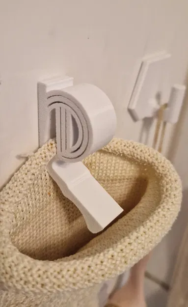 Móc Treo Tường Hình Kẹp - Image 1