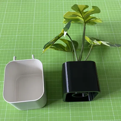 Khay cắm IKEA SKADIS cho cây giả (chậu, pot)