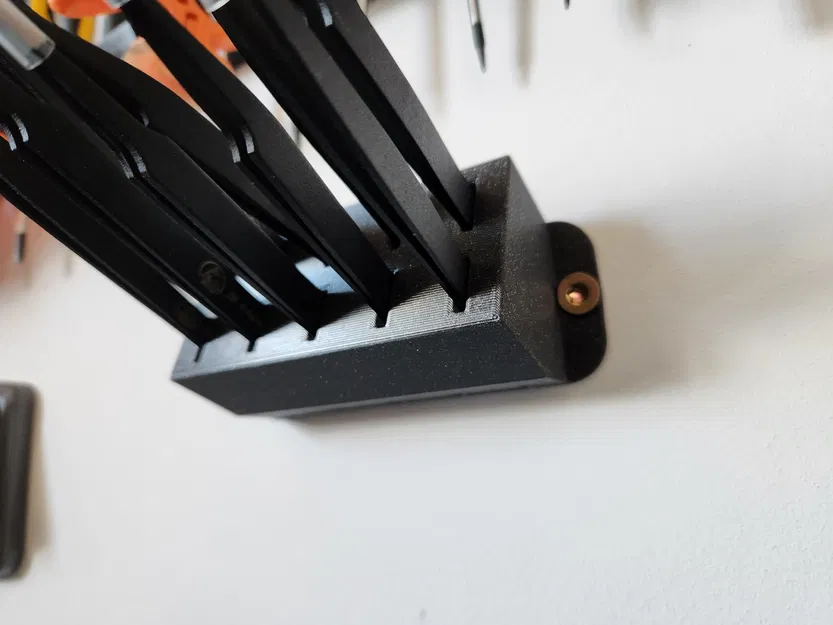 Giá Đỡ Nhíp Treo Tường - Image 1