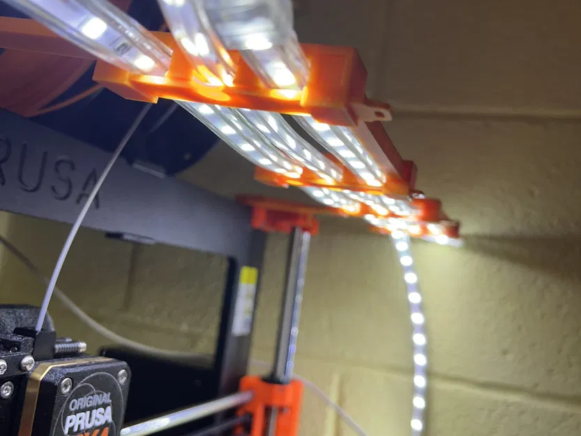 Prusa MK4 lighting strip mount - Image 1