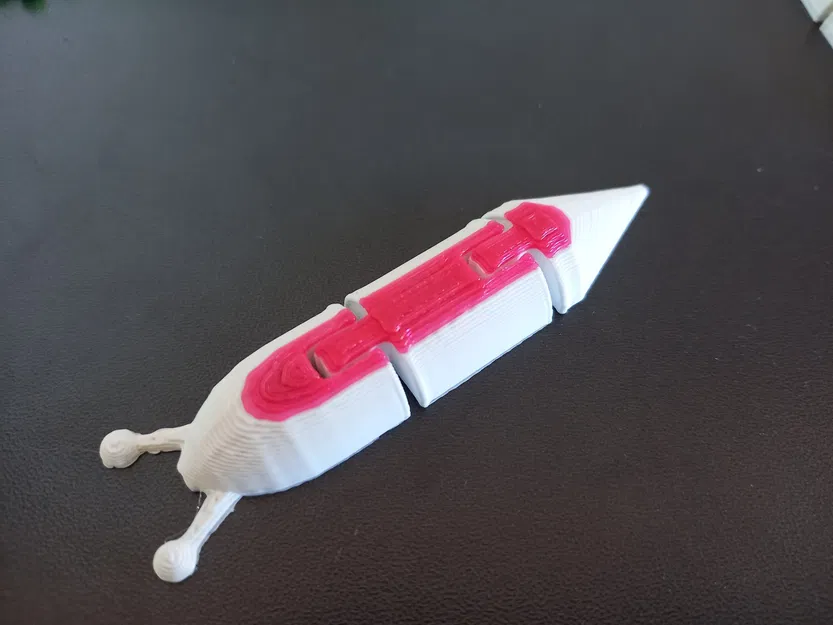 Small articulated slug - Image 1